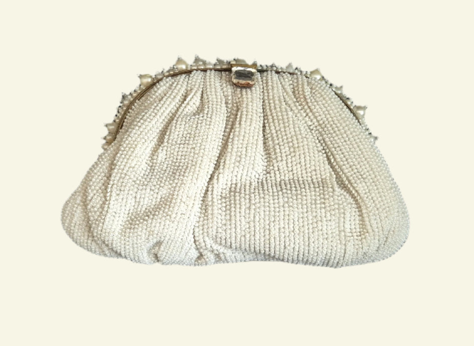 The Perla White Clutch
