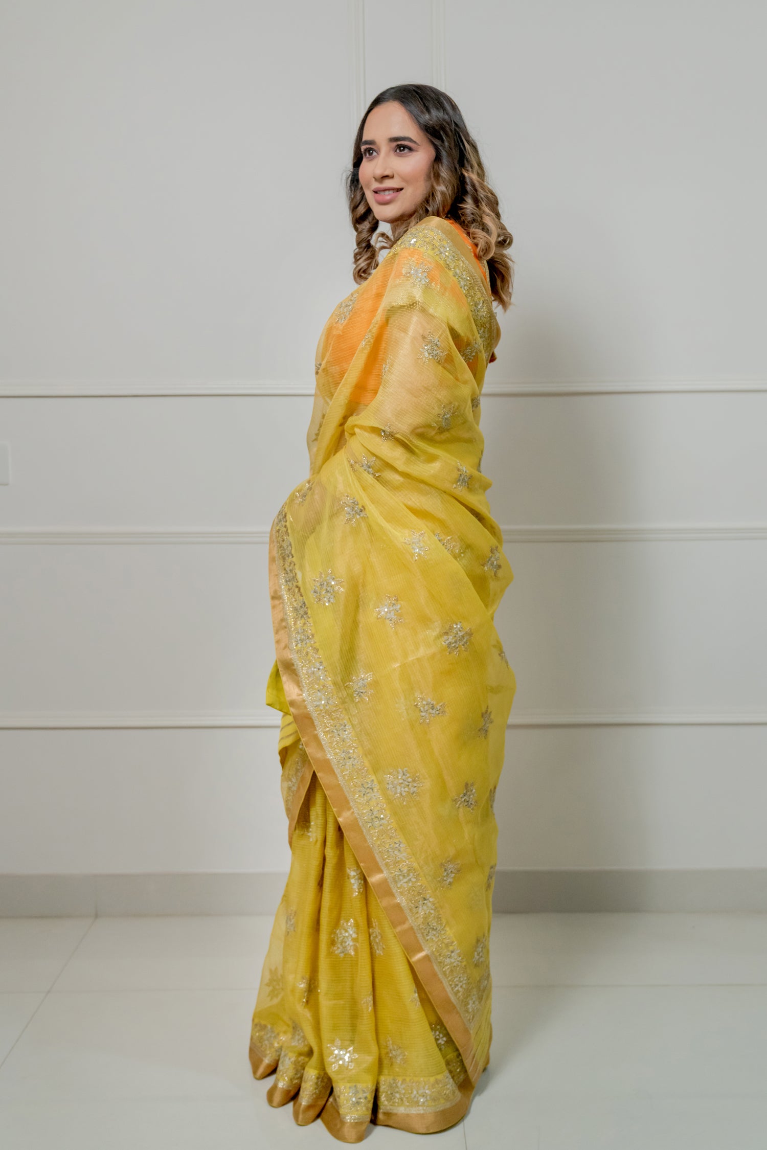Kota Tissue Silver Lily Flower Broder with Buti Saree