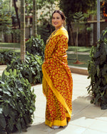 Load image into Gallery viewer, Benares Satin Chinar Leaf Saree Red
