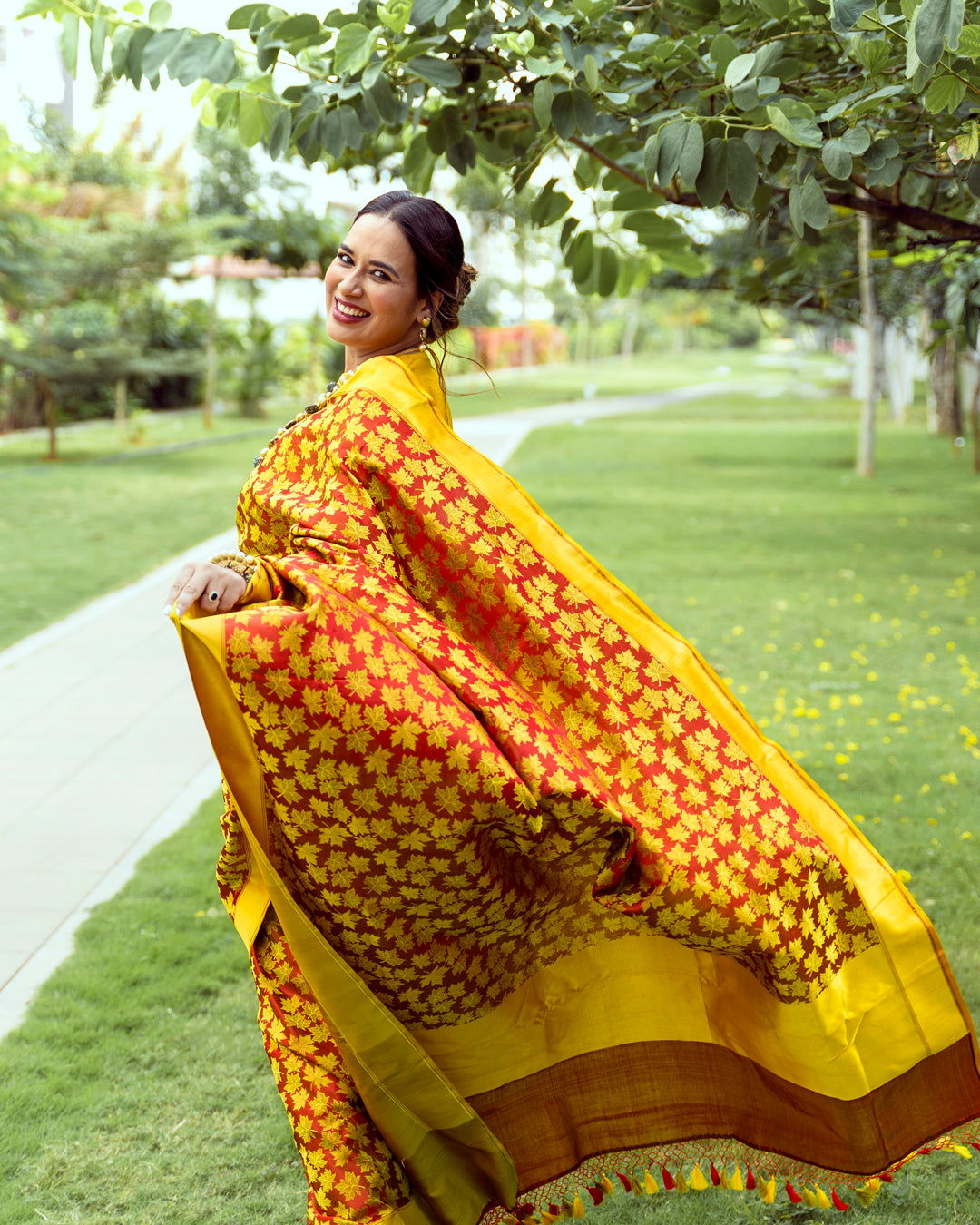 Benares Satin Chinar Leaf Saree Red