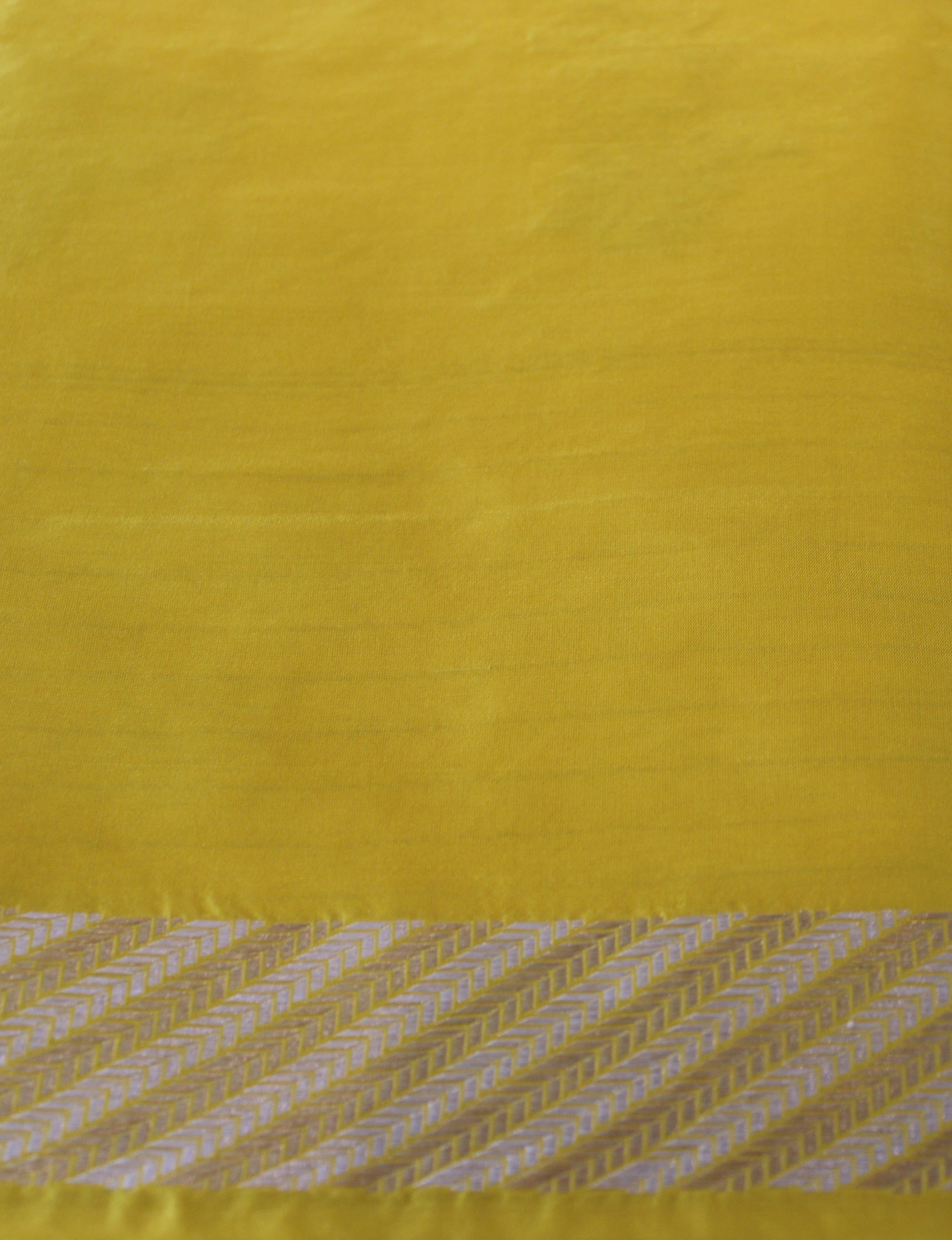 Banarasi Katan Silk Chinar Leaf Yellow Saree