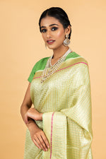 Load image into Gallery viewer, Benaras Silk Small Bridal Jaal Saree

