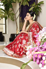 Load image into Gallery viewer, Banarasi Silk Lotus Buti Silver Gold Red Saree
