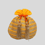 Load image into Gallery viewer, Matka Shave Dupion Potliwith Kangaroo Line Design
