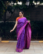 Load image into Gallery viewer, Benaras Satin Flying Birds Motif Yellow Saree
