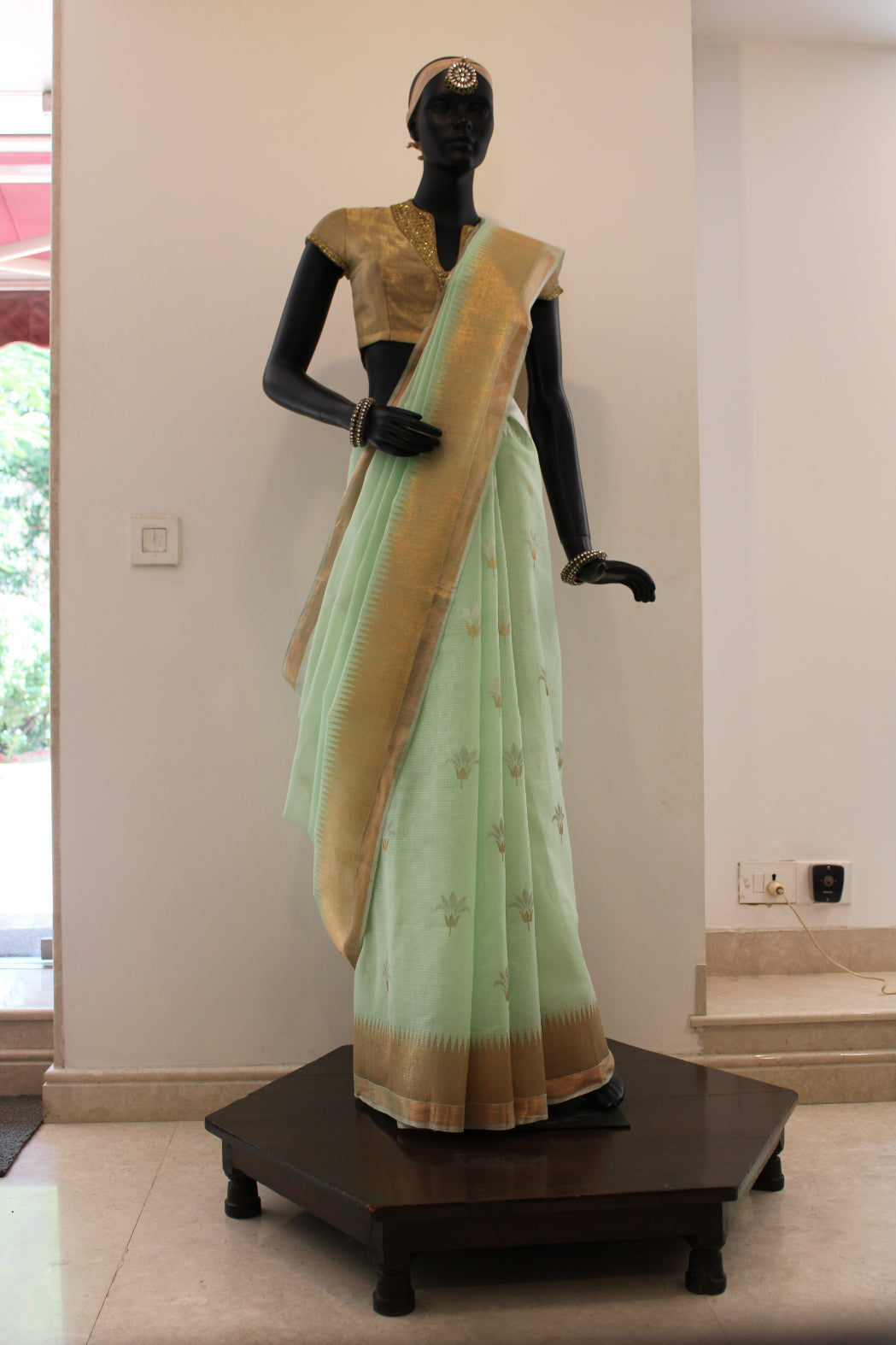 Kotah Kalash Buti with Temple Border Saree