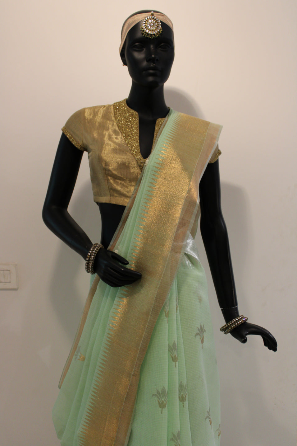 Kotah Kalash Buti with Temple Border Saree