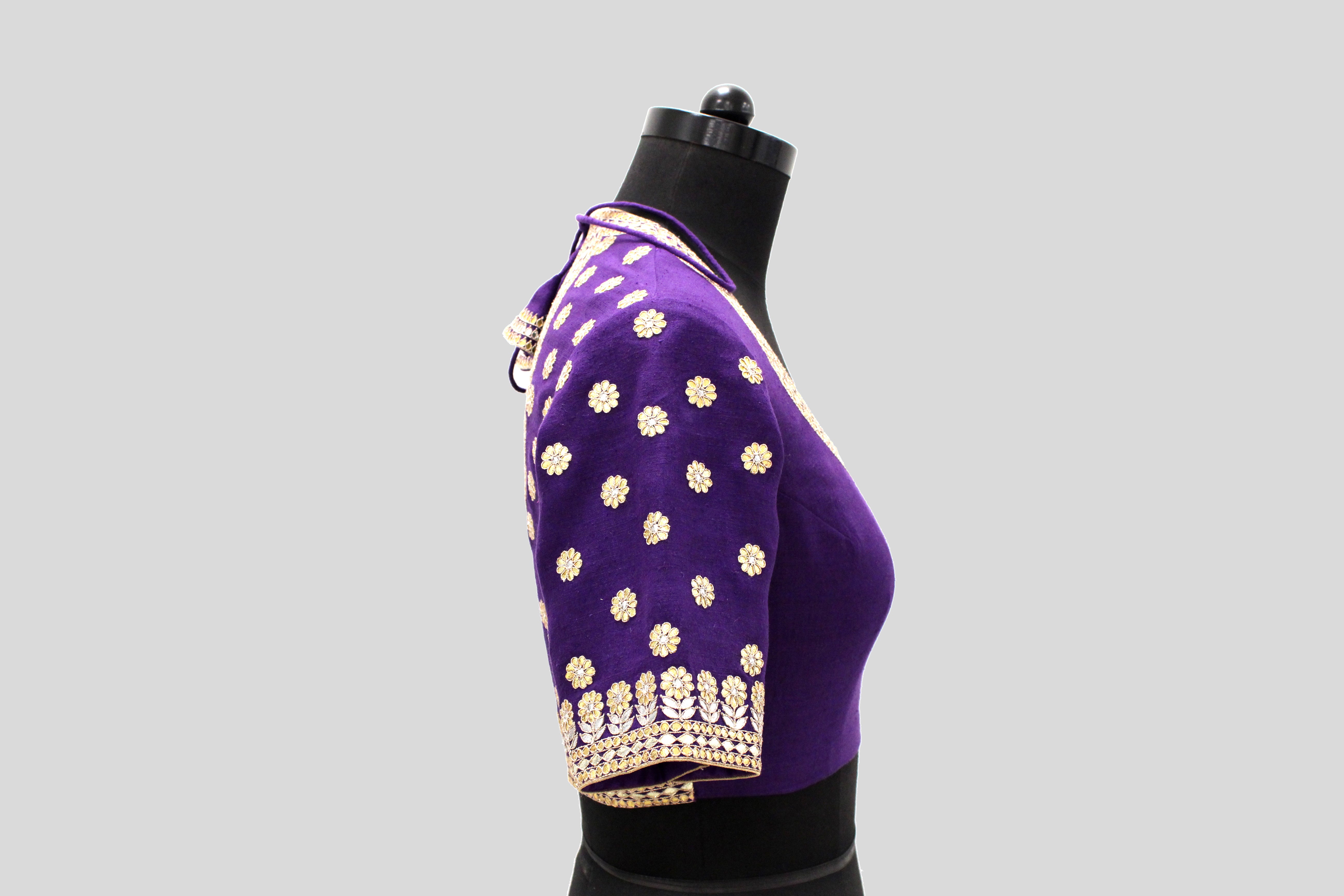 Matka Gota Patti Round Buti With Flower Broder Purple Blouse