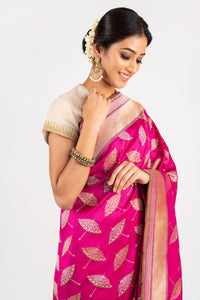 Benaras Silk Umbrella Motif Magenta Saree