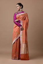 Load image into Gallery viewer, Benaras Silk Bridal Jaal Buti Saree

