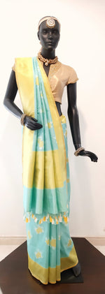 Load image into Gallery viewer, Benaras Silk Cluster Rose Katan Resham Buti Saree

