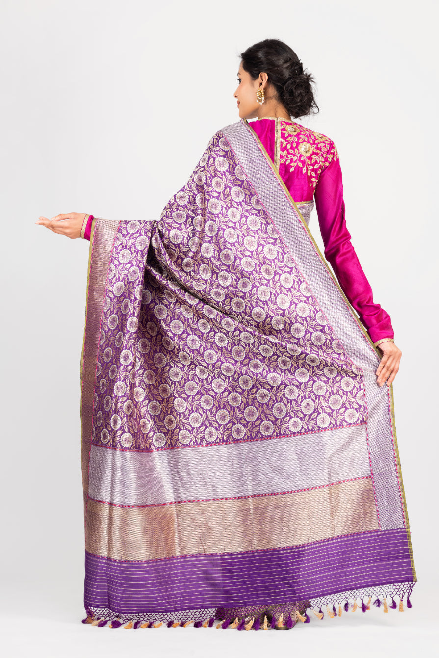 Benaras Silk Flower Hexagon Jaal Saree