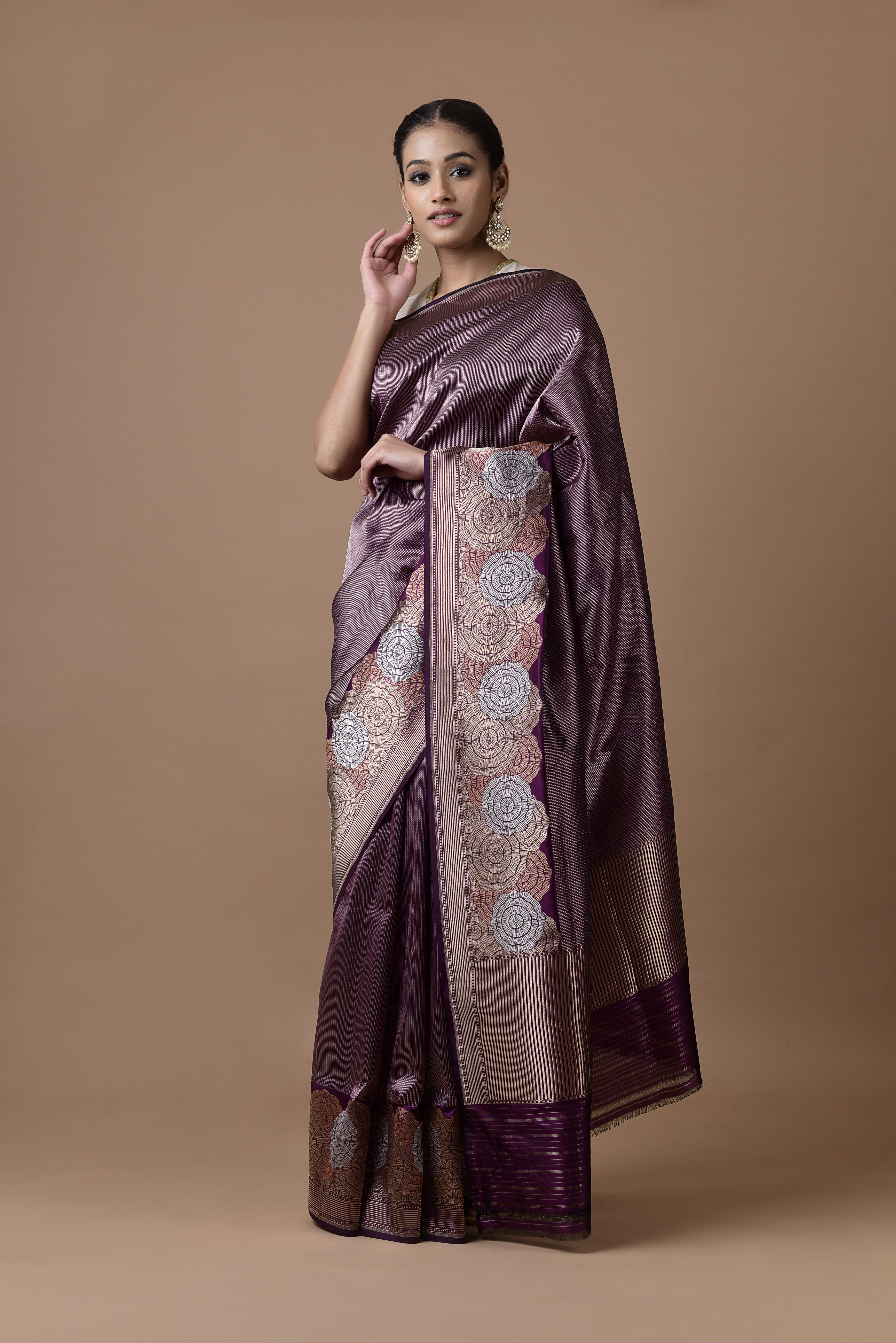 Banaras Silk Geometrical Circles Skirt Broder Saree