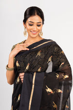 Load image into Gallery viewer, Chanderi Cotton Parrot Motif Real Zari Saree
