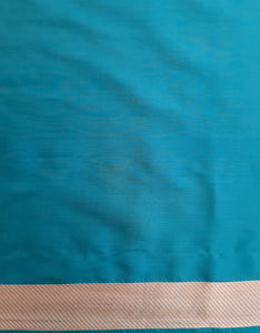 Benaras Silk Sankranti Kites Motif Saree
