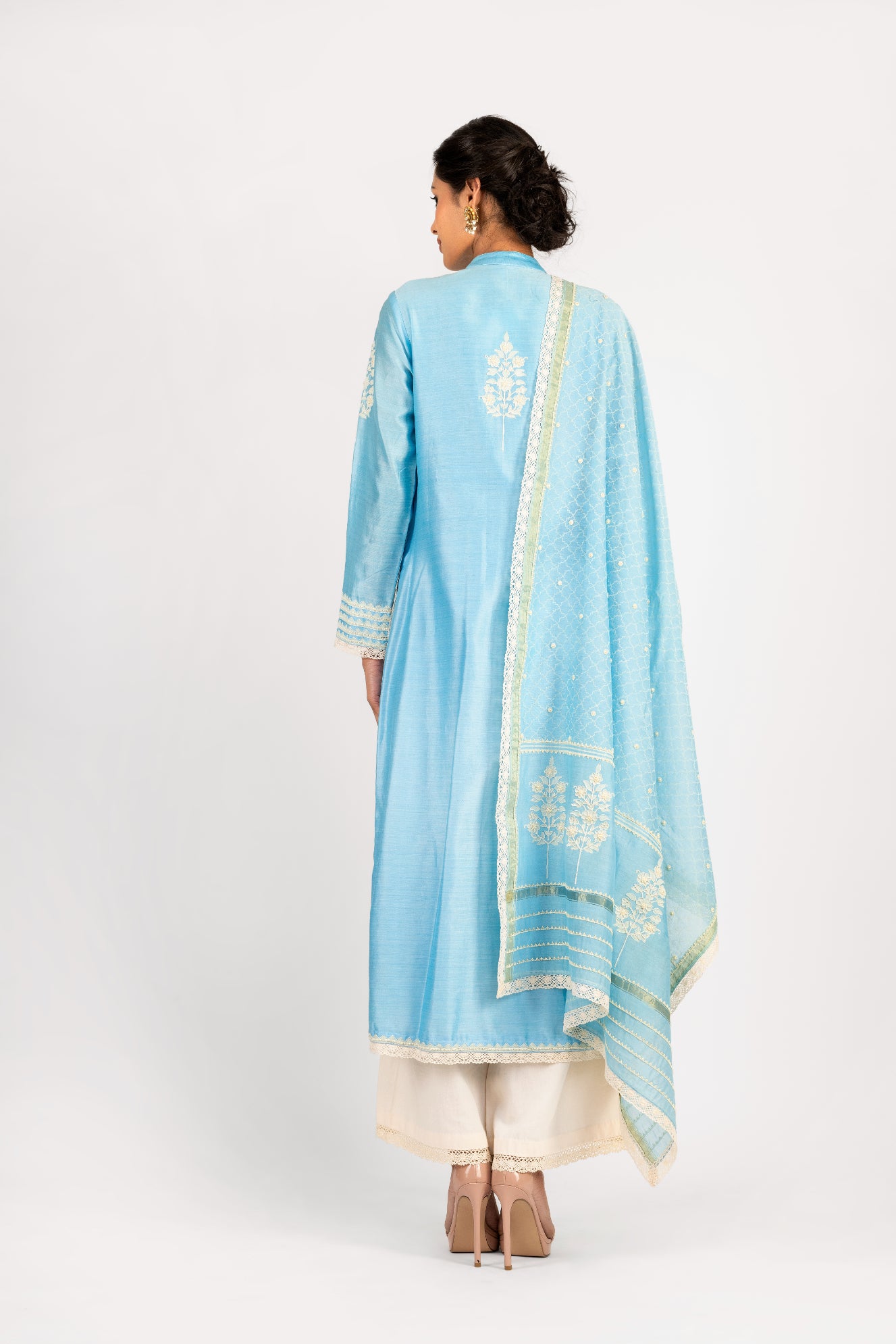 Chanderi Khadi Print with Dori Embroidery & Lace and Pearl Highlighting