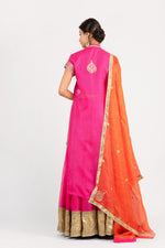 Load image into Gallery viewer, Kota Silk Gota Patti Fuchsia Lehenga
