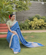 Load image into Gallery viewer, Benaras Silk Bridal Jaal Buti Saree
