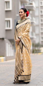 Load image into Gallery viewer, Benaras Tissue Gharchola Saree
