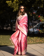 Load image into Gallery viewer, Benaras Silk Cluster Rose Katan Resham Buti Saree
