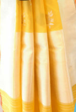 Load image into Gallery viewer, Benaras Silk Cluster Rose Katan Resham Buti Saree
