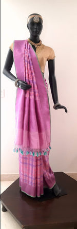 Load image into Gallery viewer, Banarasi Satin Tartan Weave Mauve Saree
