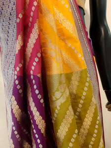 Benaras Silk Chaar Rang (4-colour) Palla with Zari Buti Saree