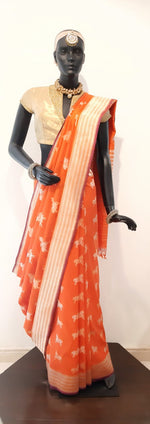 Load image into Gallery viewer, Benaras Silk Chetak Motif Saree
