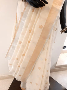 Kota Sada Chameli Phool Silver Gold Zari Saree