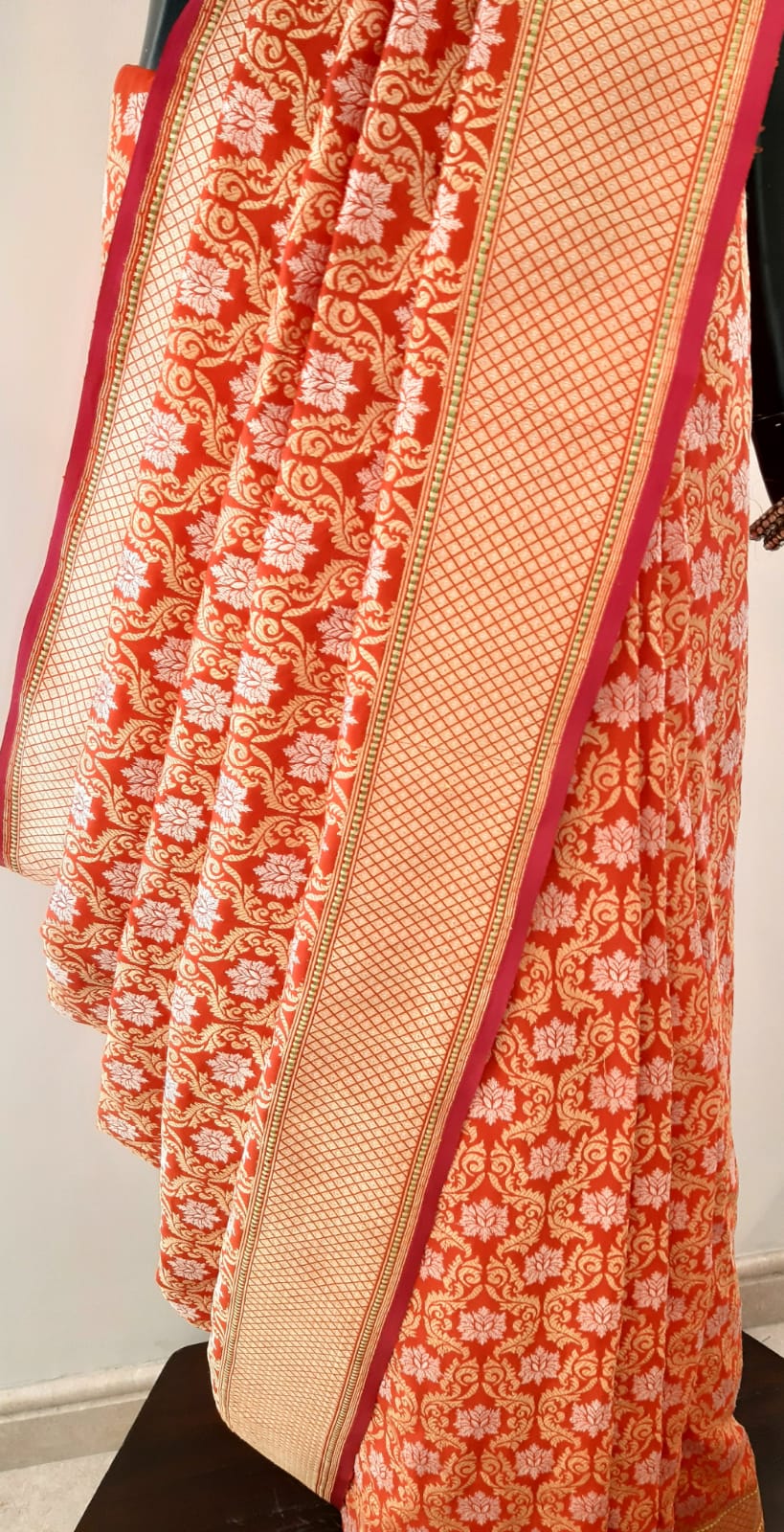 Benaras Silk Ultakatori Jaal Saree