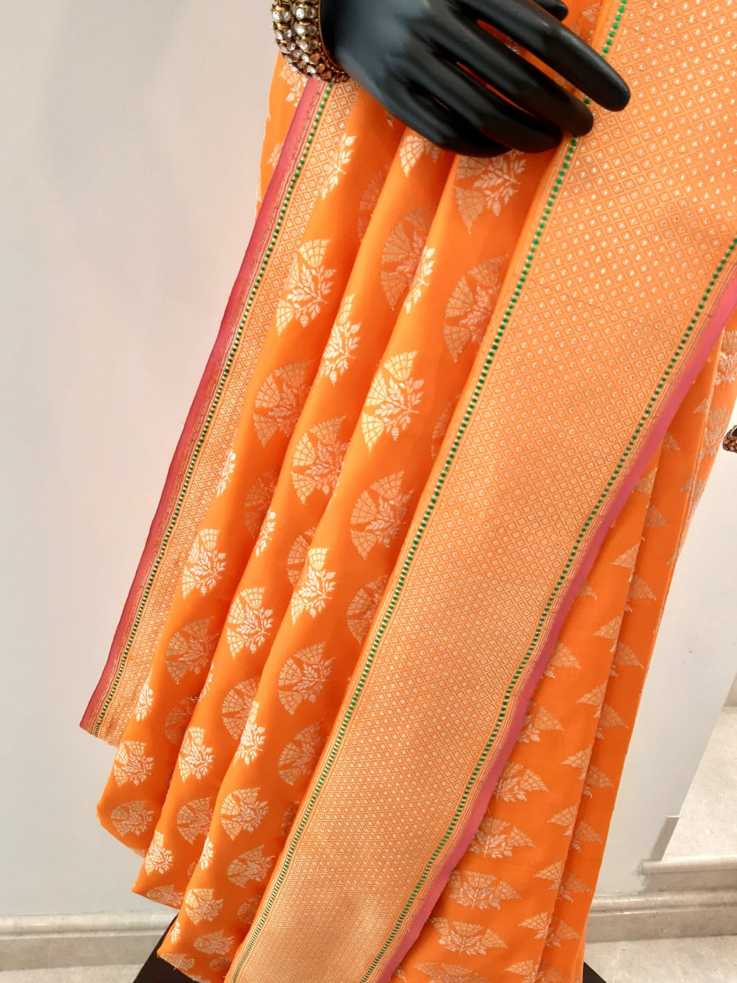 Benaras Silk Jhumka Buti Silver Gold Saree