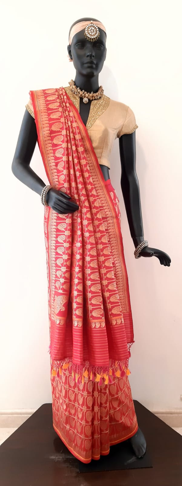 Benaras Silk Gharchola Buti Saree