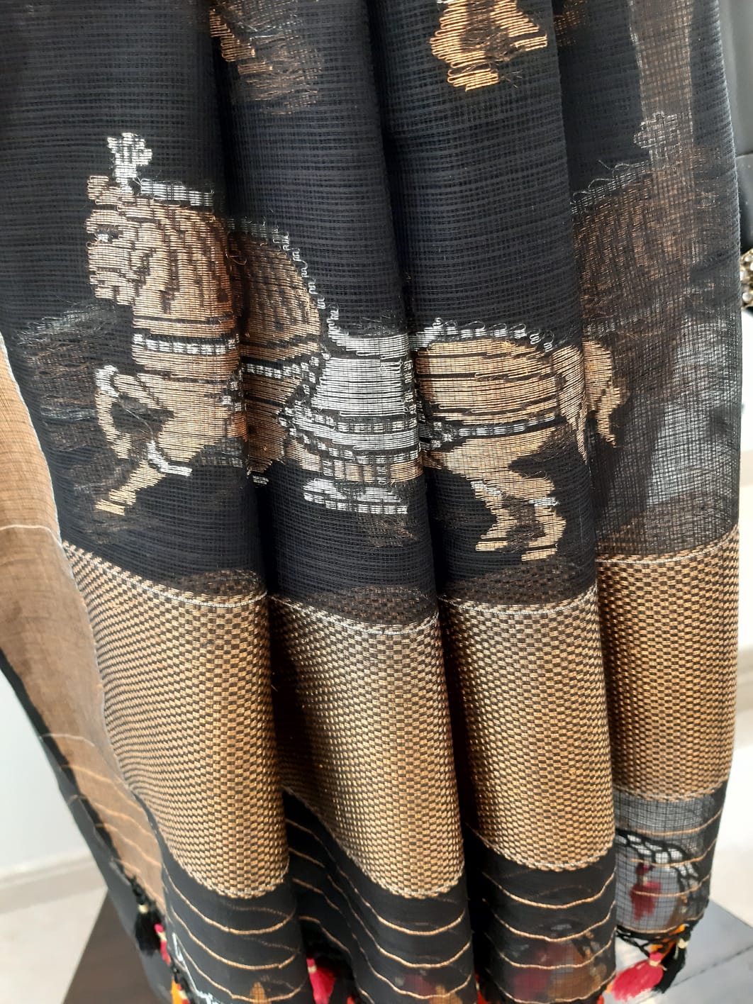 Kota Cotton Chetak (Horse) Motif Saree