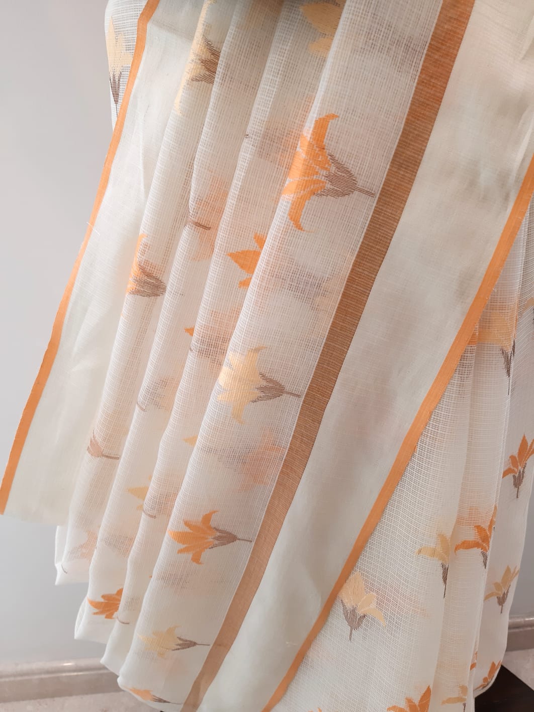 Kota Sada Kalash Buti Saree