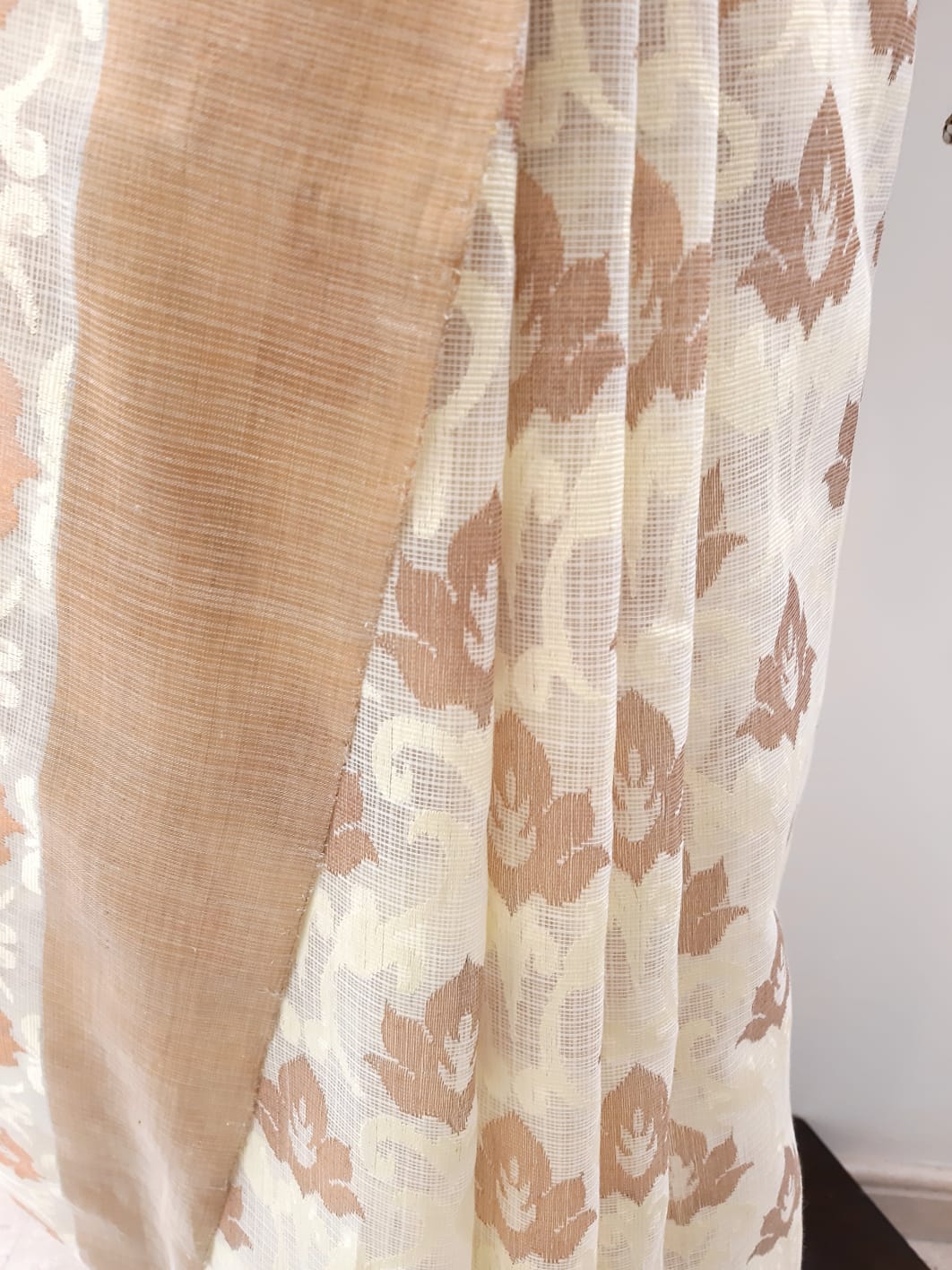 Kota Sada Kashmiri Jaal Mercerized With Zari Buti Saree