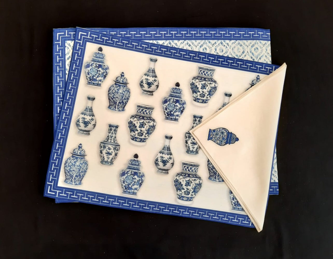 Dupion Silk Portery Printed Blue Mat Set