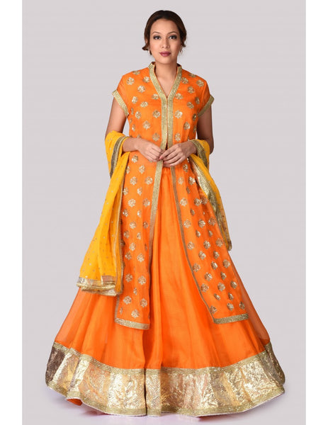 Orange skirt long silk top